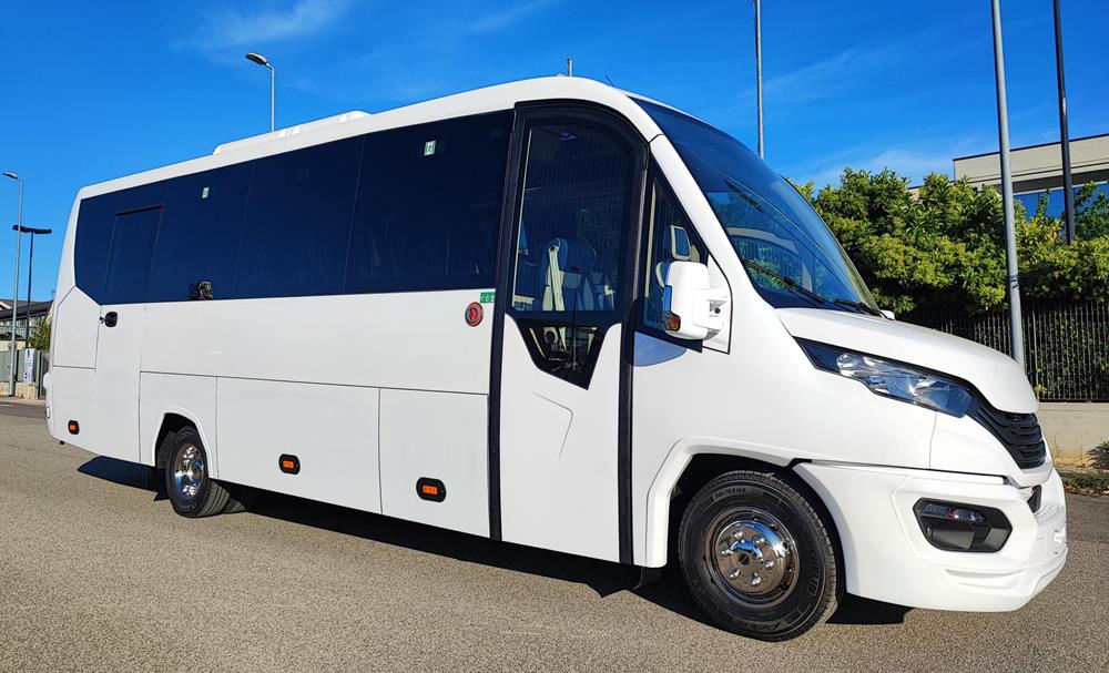 Nuovo Pegaso PEGASO Telaio IVECO Daily 8,50mt. Gran Turismo 8500mm. Diesel