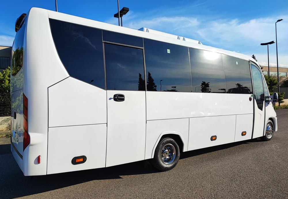 Nuovo Pegaso PEGASO Telaio IVECO Daily 8,50mt. Gran Turismo 8500mm. Diesel