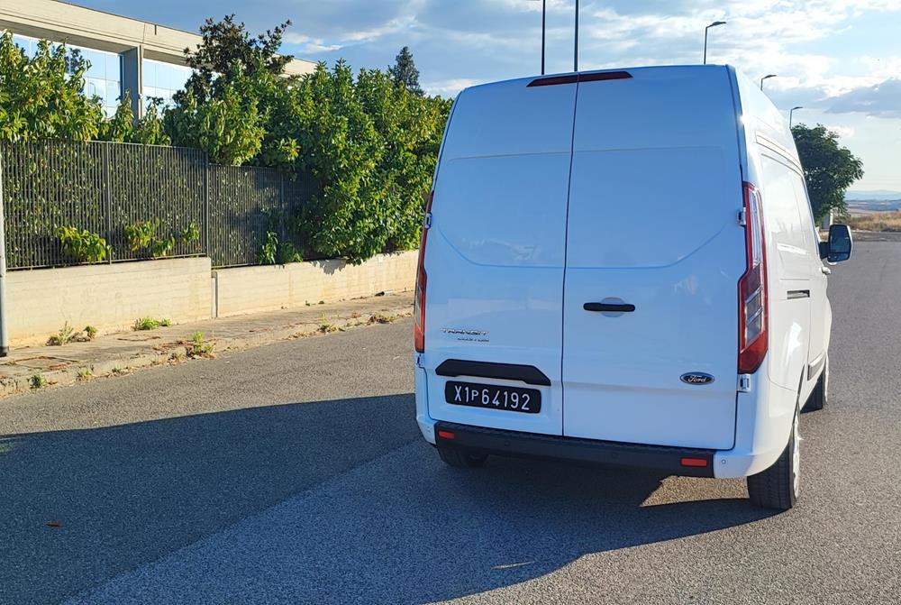 Ford Transit Custom L2H1 Versione Trend Furgone Custom 2.0 TDCI Trend Furgone 5340mm. Diesel