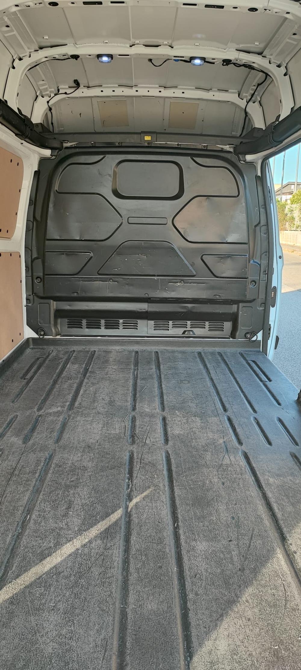 Ford Transit Custom L2H1 Versione Trend Furgone Custom 2.0 TDCI Trend Furgone 5340mm. Diesel
