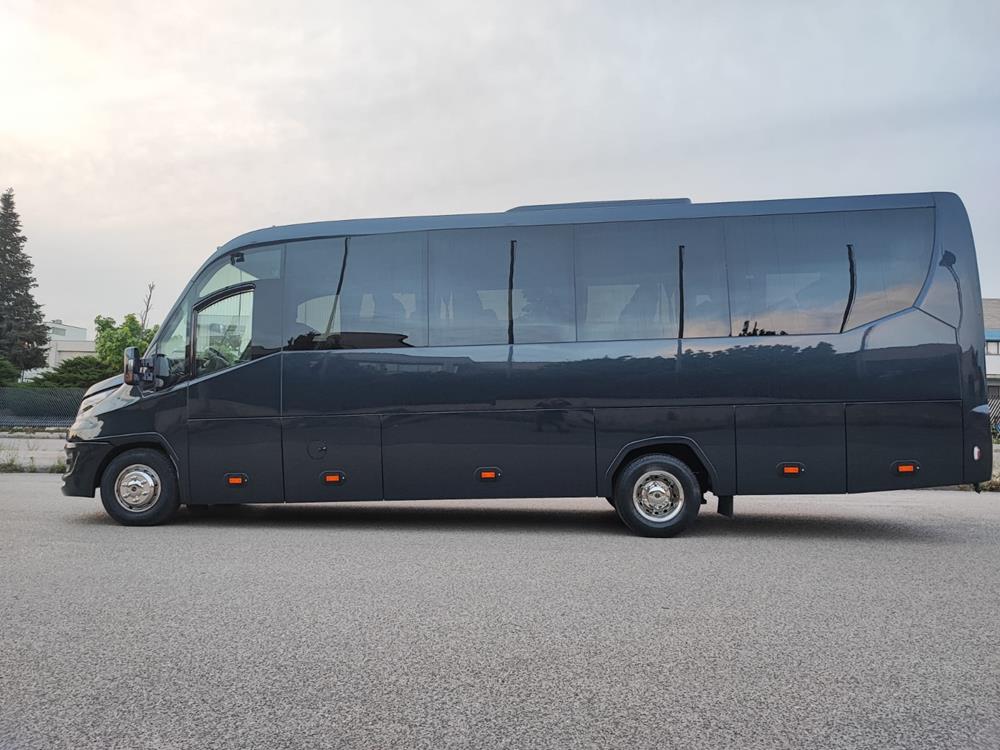 Nuovo Pegaso PEGASO Telaio IVECO Daily  8,5mt. Gran Turismo 8500mm. Diesel