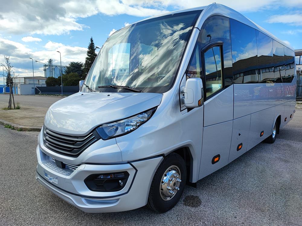 Nuovo Pegaso PEGASO Telaio IVECO Daily  8,50mt. Gran Turismo 8500mm. Diesel