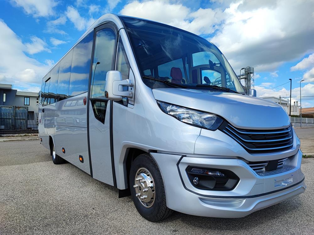 Nuovo Pegaso PEGASO Telaio IVECO Daily  8,50mt. Gran Turismo 8500mm. Diesel
