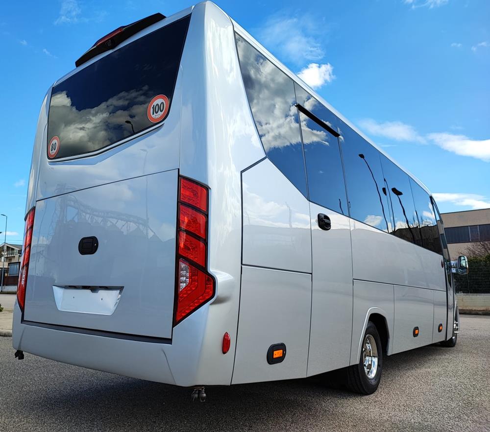 Nuovo Pegaso PEGASO Telaio IVECO Daily  8,50mt. Gran Turismo 8500mm. Diesel