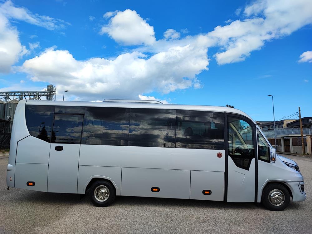 Nuovo Pegaso PEGASO Telaio IVECO Daily  8,50mt. Gran Turismo 8500mm. Diesel