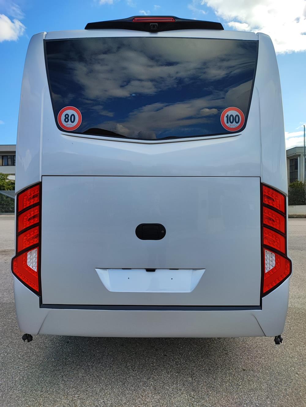 Nuovo Pegaso PEGASO Telaio IVECO Daily  8,50mt. Gran Turismo 8500mm. Diesel