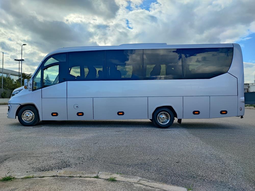 Nuovo Pegaso PEGASO Telaio IVECO Daily  8,50mt. Gran Turismo 8500mm. Diesel