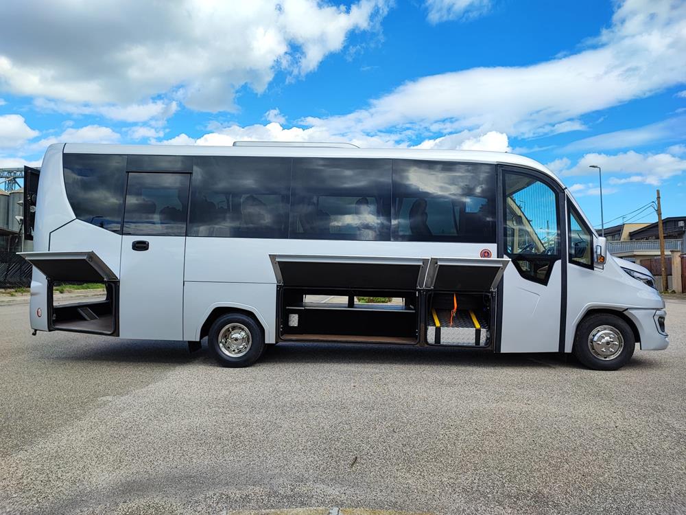 Nuovo Pegaso PEGASO Telaio IVECO Daily  8,50mt. Gran Turismo 8500mm. Diesel
