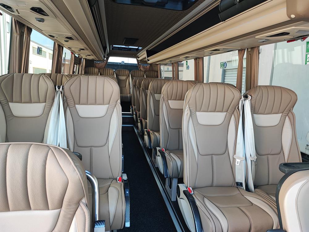 Nuovo Pegaso PEGASO Telaio IVECO Daily 8,50mt. Gran Turismo 8500mm. Diesel