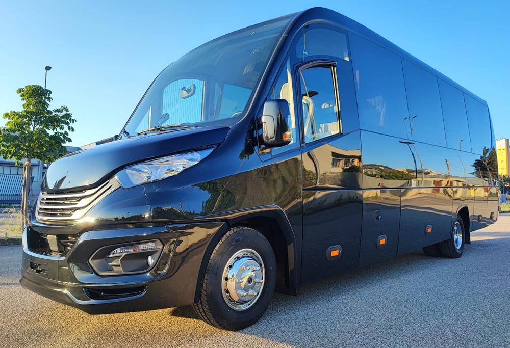 Nuovo Pegaso PEGASO Telaio IVECO Daily 8,50mt. Gran Turismo 8500mm. Diesel