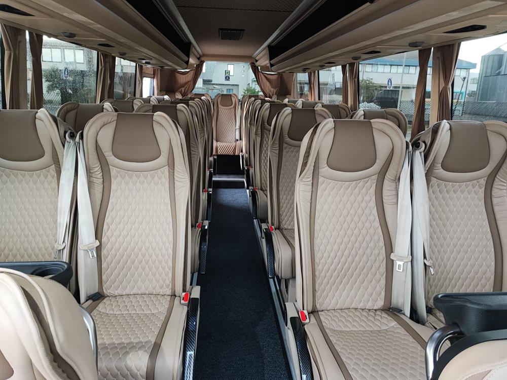 Nuovo Pegaso PEGASO Telaio IVECO Daily 7,99mt. Gran Turismo Luxury 7990mm. Diesel Nuovo Pegaso PEGASO Telaio IVECO Daily 7,99mt. Gran Turismo Luxury 7990mm. Diesel