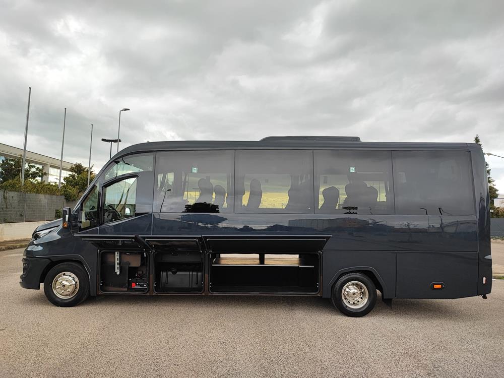 Nuovo Pegaso PEGASO Telaio IVECO Daily 7,99mt. Gran Turismo Luxury 7990mm. Diesel Nuovo Pegaso PEGASO Telaio IVECO Daily 7,99mt. Gran Turismo Luxury 7990mm. Diesel