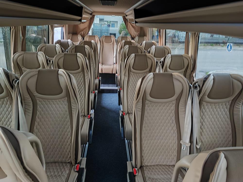 Nuovo Pegaso PEGASO Telaio IVECO Daily 7,99mt. Gran Turismo Luxury 7990mm. Diesel Nuovo Pegaso PEGASO Telaio IVECO Daily 7,99mt. Gran Turismo Luxury 7990mm. Diesel