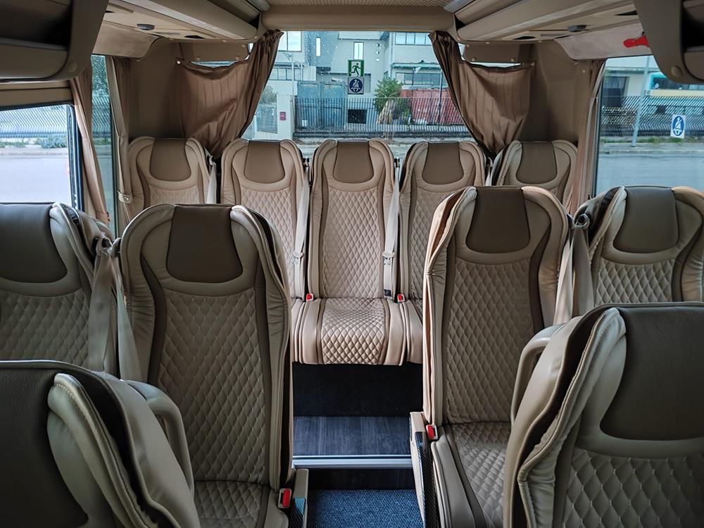 Nuovo Pegaso PEGASO Telaio IVECO Daily 7,99mt. Gran Turismo Luxury 7990mm. Diesel Nuovo Pegaso PEGASO Telaio IVECO Daily 7,99mt. Gran Turismo Luxury 7990mm. Diesel