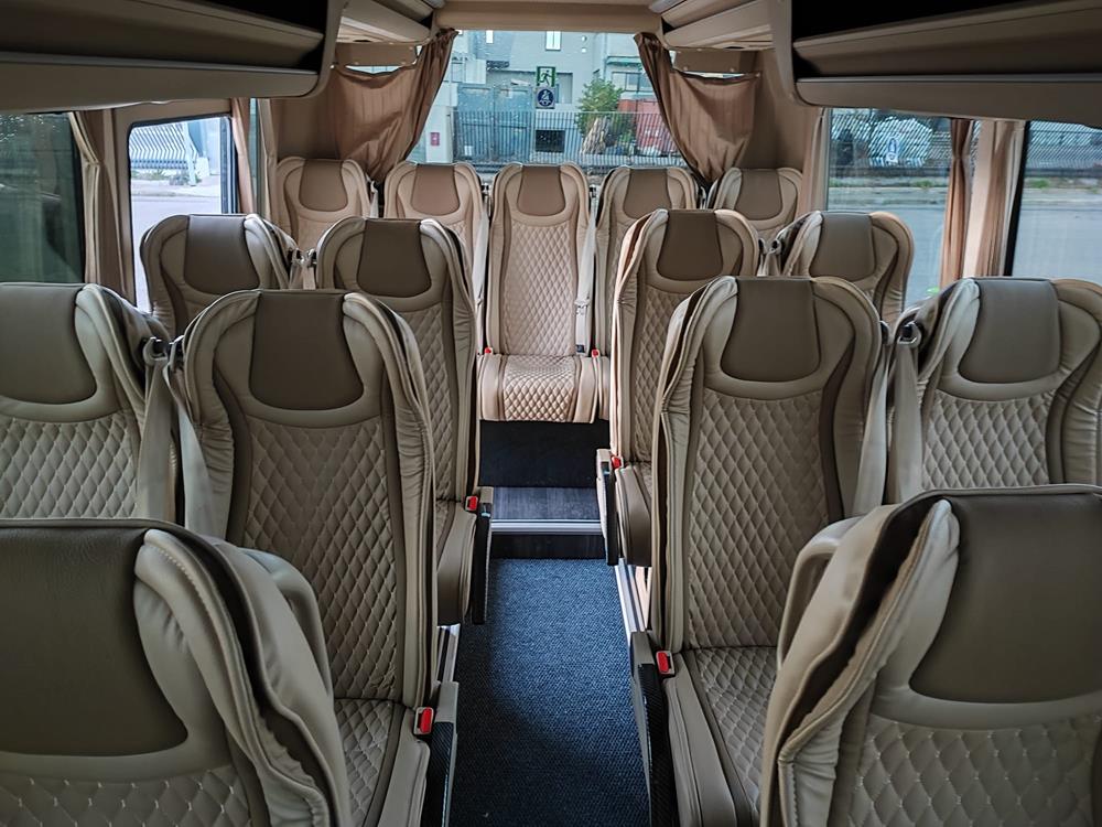 Nuovo Pegaso PEGASO Telaio IVECO Daily 7,99mt. Gran Turismo Luxury 7990mm. Diesel Nuovo Pegaso PEGASO Telaio IVECO Daily 7,99mt. Gran Turismo Luxury 7990mm. Diesel