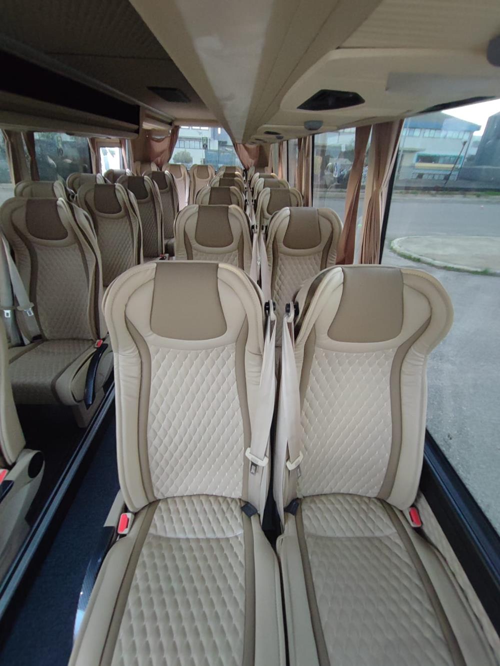 Nuovo Pegaso PEGASO Telaio IVECO Daily 7,99mt. Gran Turismo Luxury 7990mm. Diesel Nuovo Pegaso PEGASO Telaio IVECO Daily 7,99mt. Gran Turismo Luxury 7990mm. Diesel