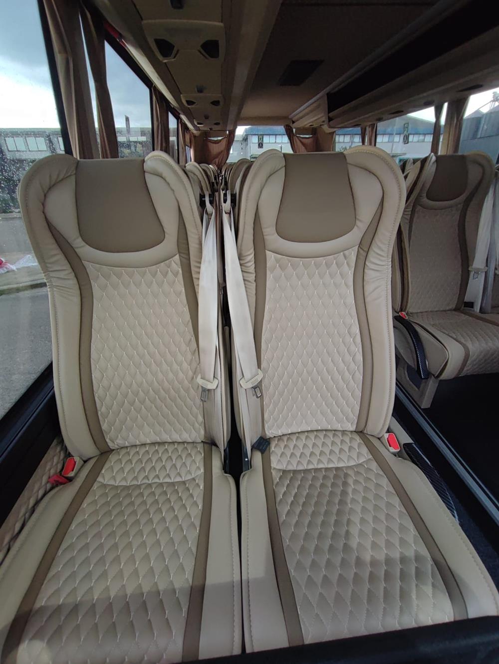 Nuovo Pegaso PEGASO Telaio IVECO Daily 7,99mt. Gran Turismo Luxury 7990mm. Diesel Nuovo Pegaso PEGASO Telaio IVECO Daily 7,99mt. Gran Turismo Luxury 7990mm. Diesel