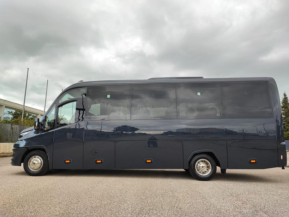 Nuovo Pegaso PEGASO Telaio IVECO Daily 7,99mt. Gran Turismo Luxury 7990mm. Diesel Nuovo Pegaso PEGASO Telaio IVECO Daily 7,99mt. Gran Turismo Luxury 7990mm. Diesel