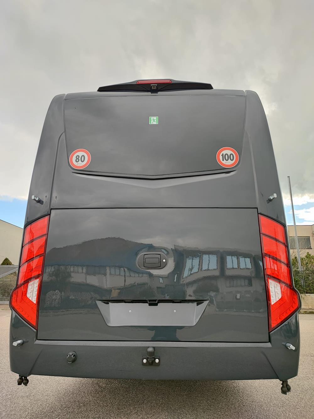 Nuovo Pegaso PEGASO Telaio IVECO Daily 7,99mt. Gran Turismo Luxury 7990mm. Diesel Nuovo Pegaso PEGASO Telaio IVECO Daily 7,99mt. Gran Turismo Luxury 7990mm. Diesel