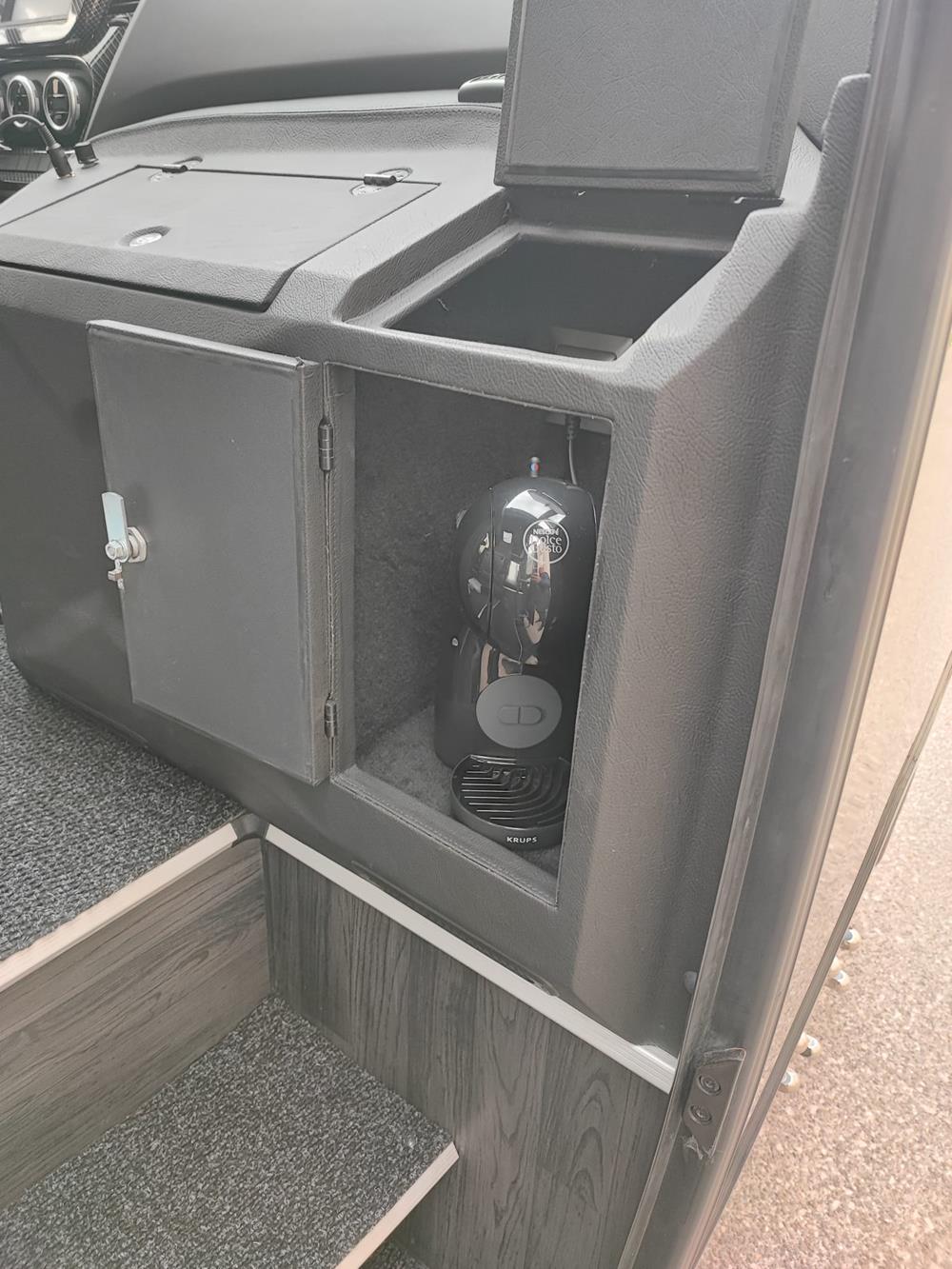 Nuovo Pegaso PEGASO Telaio IVECO Daily 8,50mt. Gran Turismo Luxury 8500mm. Diesel Nuovo Pegaso PEGASO Telaio IVECO Daily 8,50mt. Gran Turismo Luxury 8500mm. Diesel