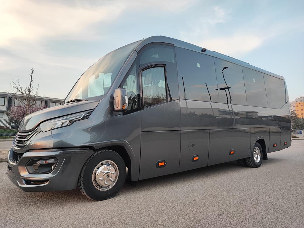 Nuovo Pegaso PEGASO Telaio IVECO Daily 8,50mt. Gran Turismo Luxury 8500mm. Diesel Nuovo Pegaso PEGASO Telaio IVECO Daily 8,50mt. Gran Turismo Luxury 8500mm. Diesel