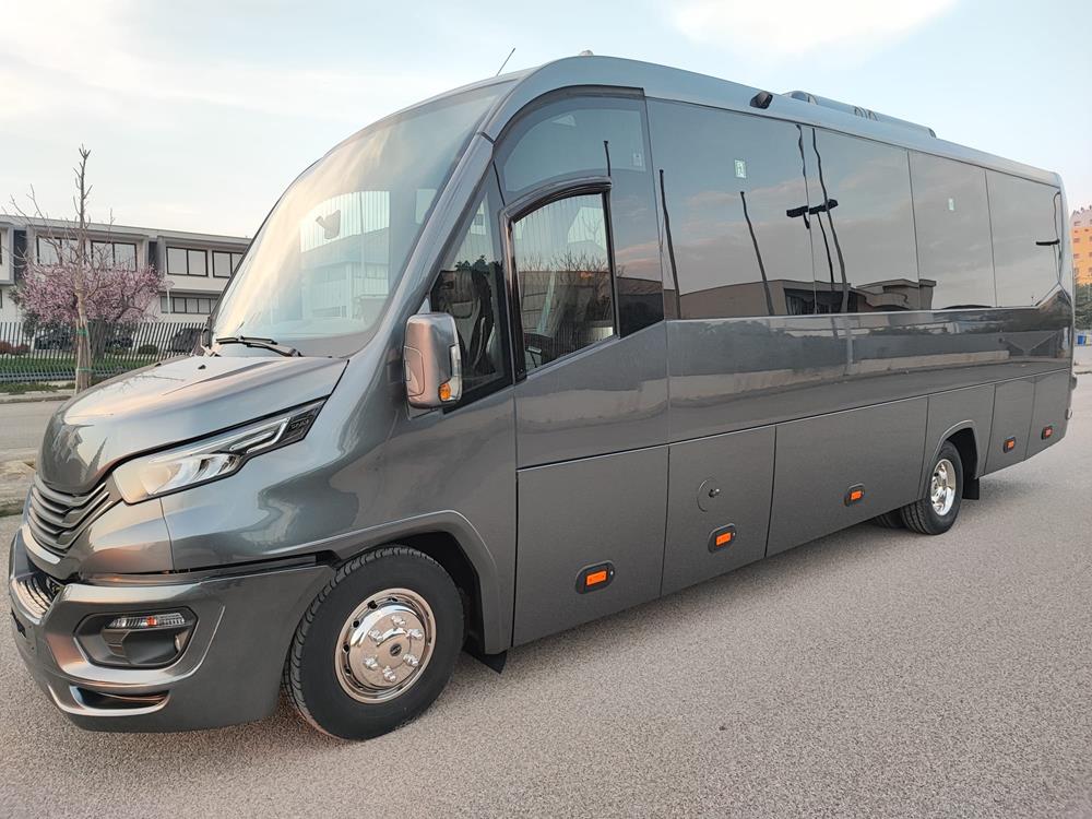 Nuovo Pegaso PEGASO Telaio IVECO Daily 8,50mt. Gran Turismo Luxury 8500mm. Diesel Nuovo Pegaso PEGASO Telaio IVECO Daily 8,50mt. Gran Turismo Luxury 8500mm. Diesel
