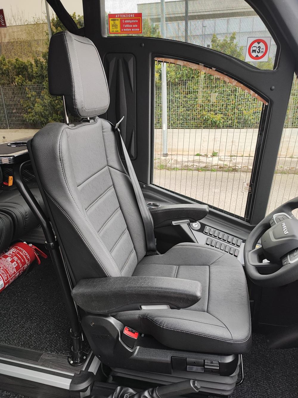 Nuovo Pegaso PEGASO Telaio IVECO Daily 8,50mt. Gran Turismo Luxury 8500mm. Diesel Nuovo Pegaso PEGASO Telaio IVECO Daily 8,50mt. Gran Turismo Luxury 8500mm. Diesel