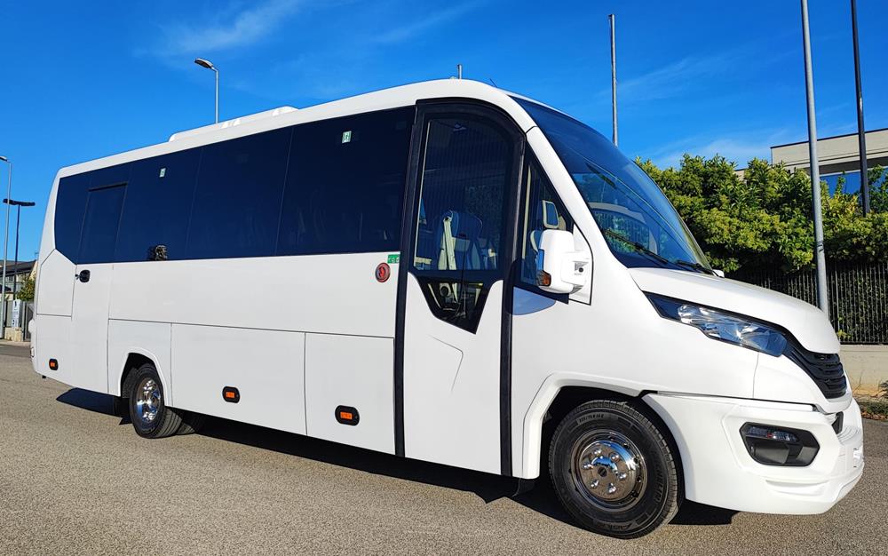 Nuovo Pegaso PEGASO Telaio IVECO Daily 8,50mt. Gran Turismo Luxury 8500mm. Diesel Nuovo Pegaso PEGASO Telaio IVECO Daily 8,50mt. Gran Turismo Luxury 8500mm. Diesel
