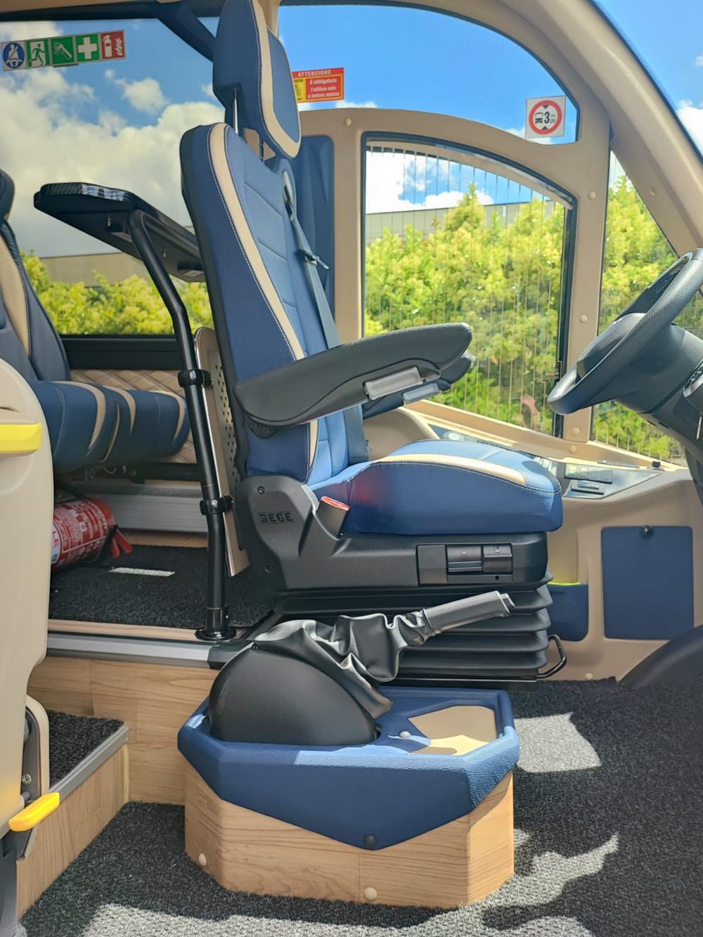 Nuovo Pegaso PEGASO Telaio IVECO Daily 8,50mt. Gran Turismo Luxury 8500mm. Diesel Nuovo Pegaso PEGASO Telaio IVECO Daily 8,50mt. Gran Turismo Luxury 8500mm. Diesel