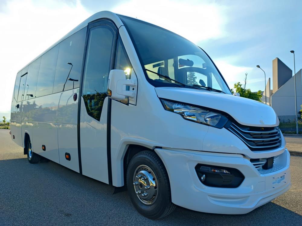 Nuovo Pegaso PEGASO Telaio IVECO Daily 8,50mt. Gran Turismo Luxury 8500mm. Diesel Nuovo Pegaso PEGASO Telaio IVECO Daily 8,50mt. Gran Turismo Luxury 8500mm. Diesel