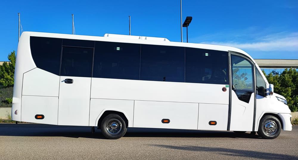 Nuovo Pegaso PEGASO Telaio IVECO Daily 8,50mt. Gran Turismo Luxury 8500mm. Diesel Nuovo Pegaso PEGASO Telaio IVECO Daily 8,50mt. Gran Turismo Luxury 8500mm. Diesel