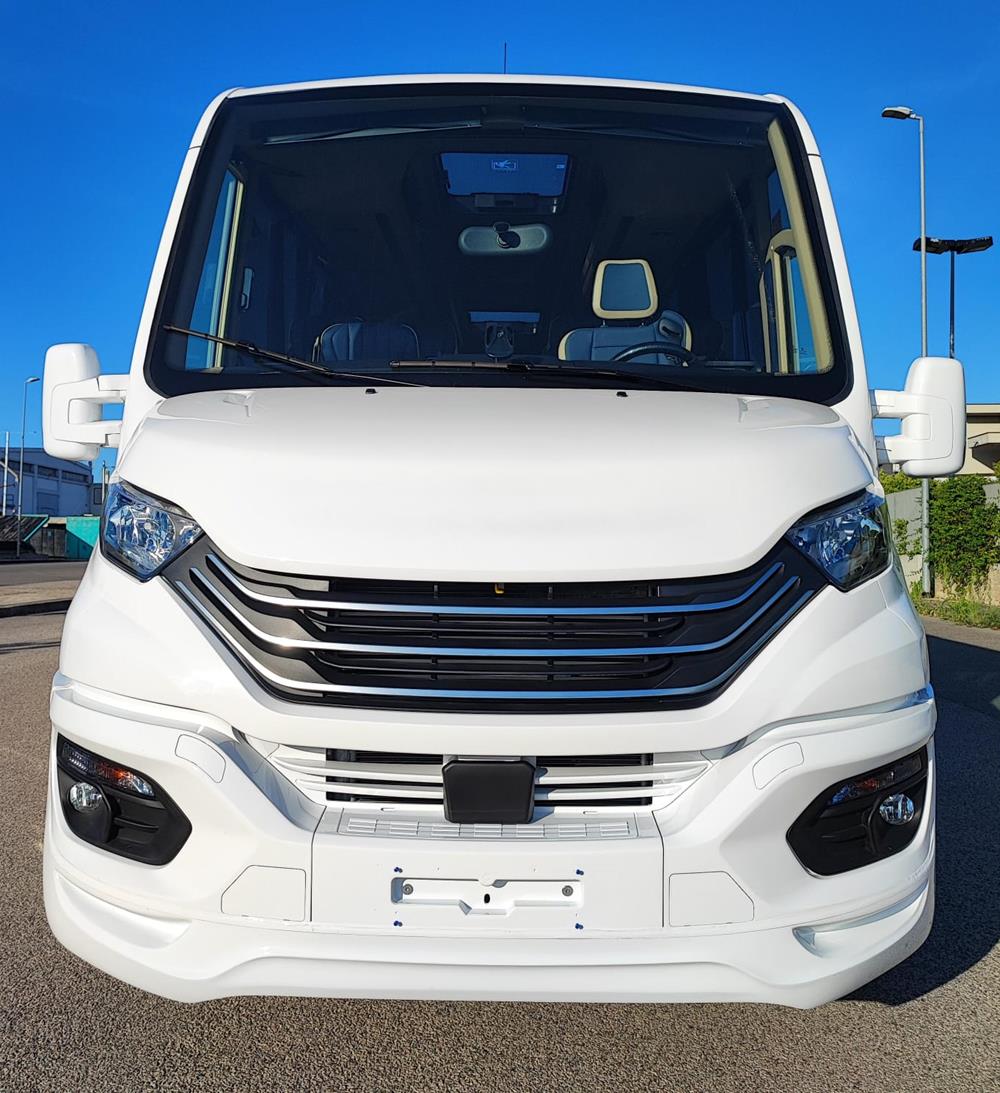 Nuovo Pegaso PEGASO Telaio IVECO Daily 8,50mt. Gran Turismo Luxury 8500mm. Diesel Nuovo Pegaso PEGASO Telaio IVECO Daily 8,50mt. Gran Turismo Luxury 8500mm. Diesel