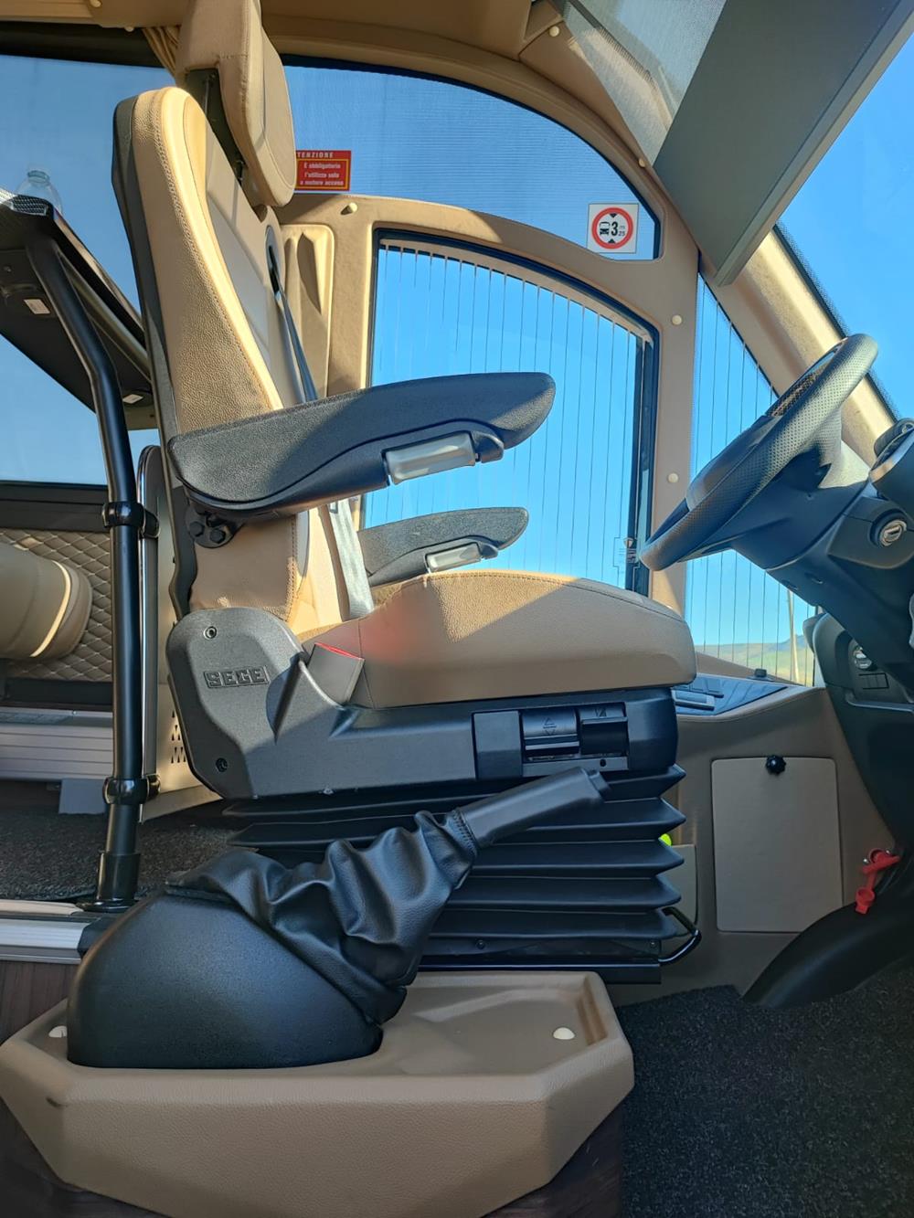 Nuovo Pegaso PEGASO Telaio IVECO Daily 8,50mt. Gran Turismo Luxury 8500mm. Diesel