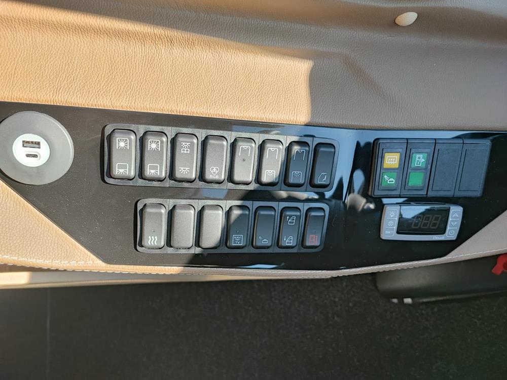 Nuovo Pegaso PEGASO Telaio IVECO Daily 8,50mt. Gran Turismo Luxury 8500mm. Diesel