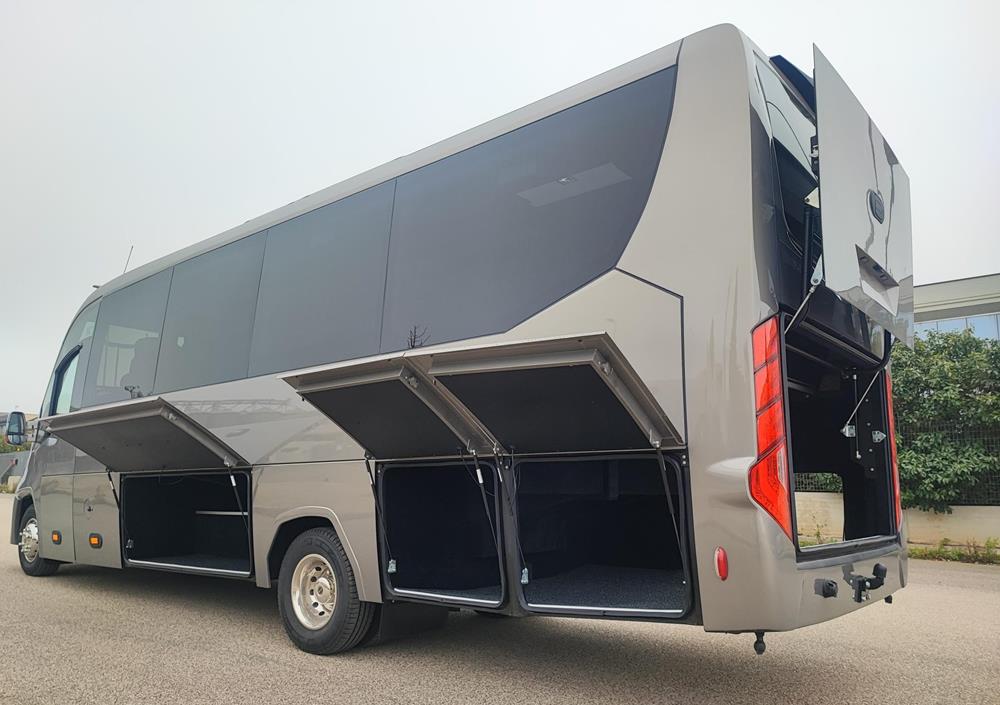 Nuovo Pegaso PEGASO Telaio IVECO Daily 8,50mt. Gran Turismo Luxury 8500mm. Diesel