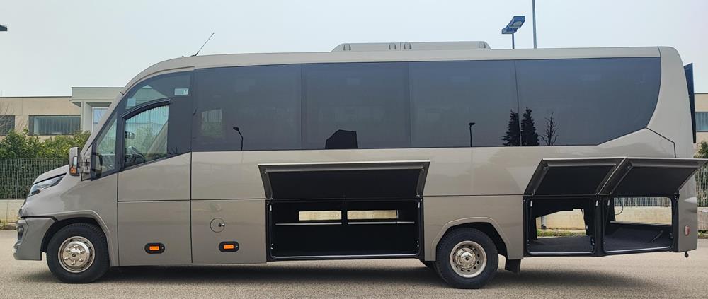 Nuovo Pegaso PEGASO Telaio IVECO Daily 8,50mt. Gran Turismo Luxury 8500mm. Diesel